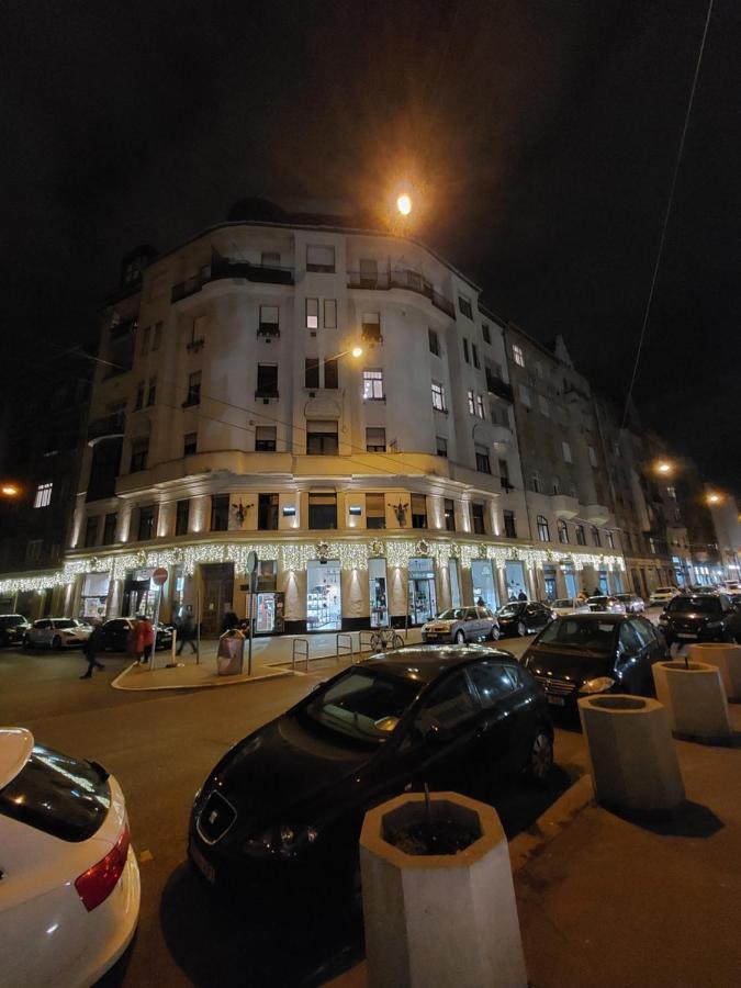 Suzan'S Apartment In The Heart Of Budapeszt Zewnętrze zdjęcie
