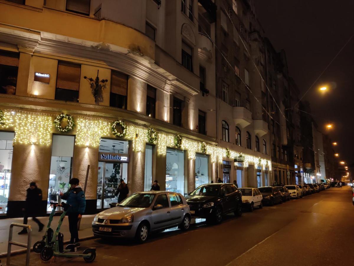 Suzan'S Apartment In The Heart Of Budapeszt Zewnętrze zdjęcie